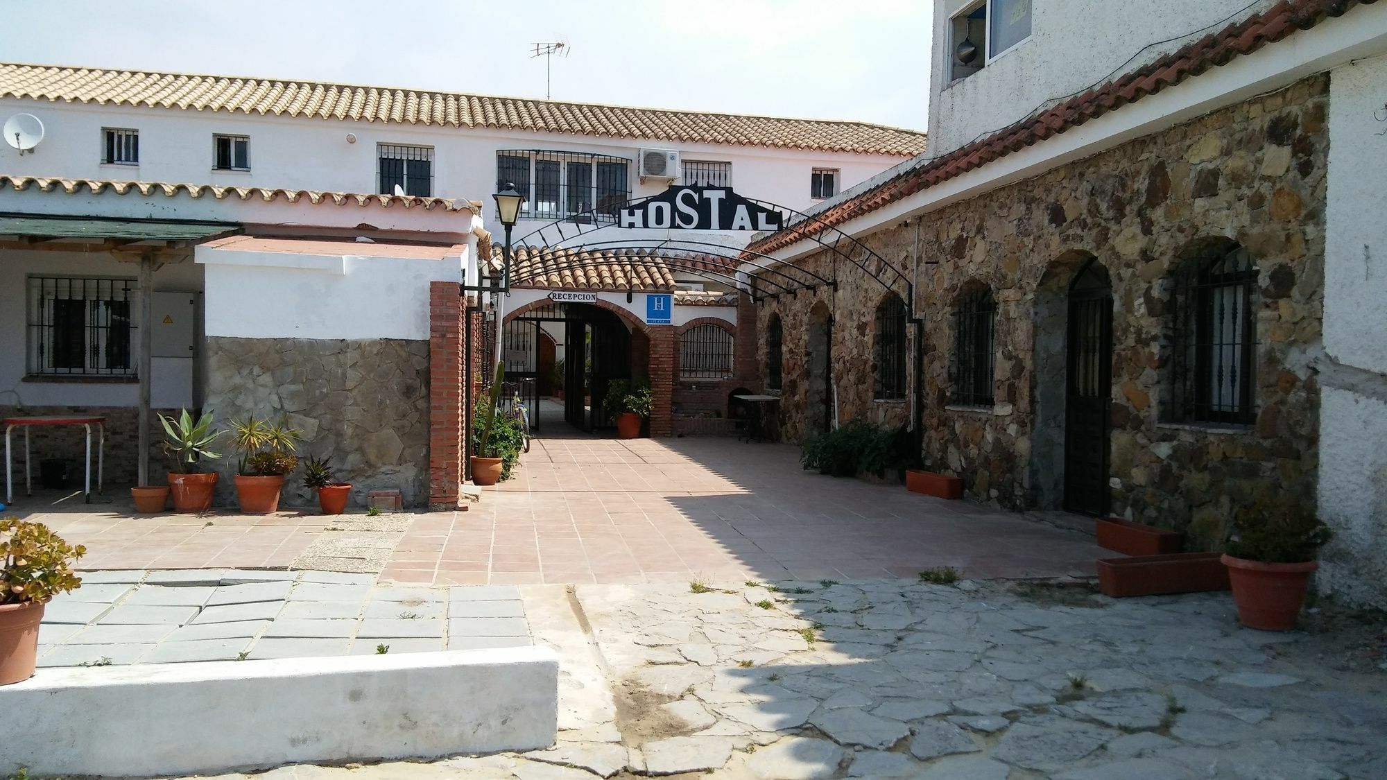 Hostal Mini Golf Los Canos De Meca Exterior photo